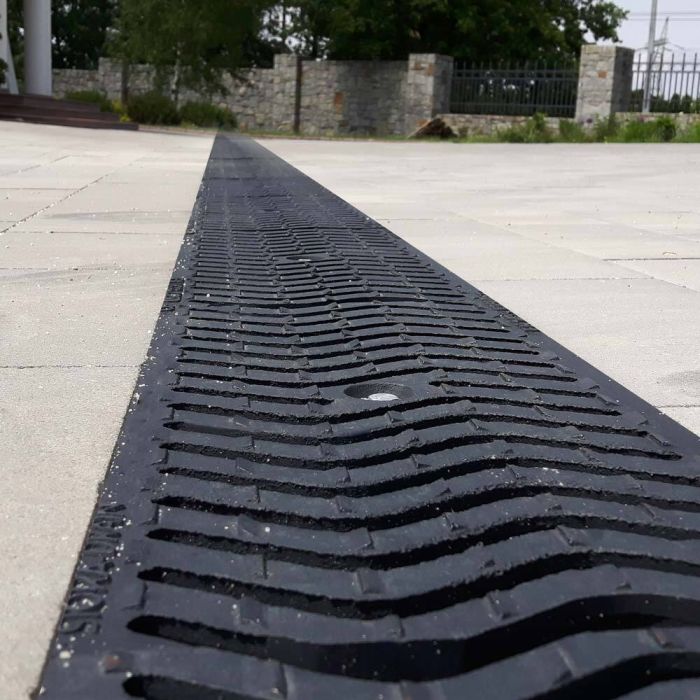 Blizz-z Rinnenspaten USA Made - Robuster Entwässerungsspaten Mit Eschenstiel